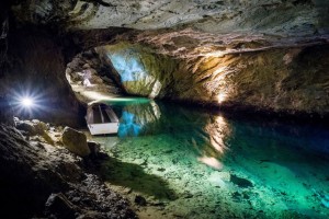 Il lago sotterraneo di Saint Léonard e l'Abbazia Reale di Saint Maurice