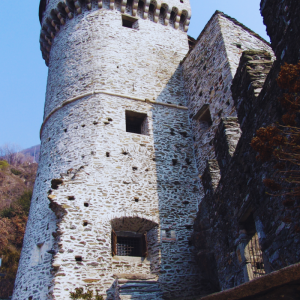 Il castello di Vogogna e i mercatini di Domodossola