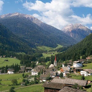 Weekend tra le Dolomiti - La Val d'Ultimo, la Val di Funes e il Renon