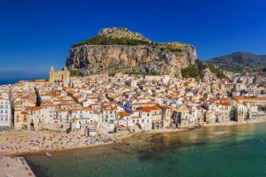La Sicilia meno nota: Cefalù, il Parco dei Monti Nebrodi, le Madonie e le Isole Eolie
